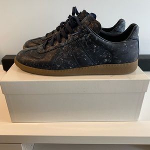 Navy white paint splatter Maison Margiela Sneakers